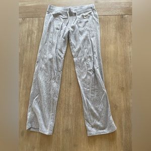 Nike Sportswear Club Fleece
Men's Jersey Pants